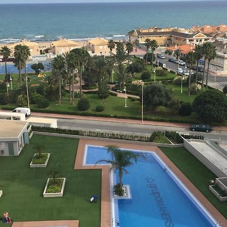 Luxury Suite Apartment Torrevieja Eksteriør billede