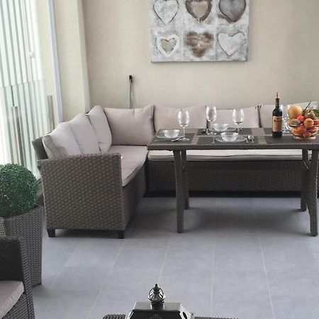 Luxury Suite Apartment Torrevieja Eksteriør billede