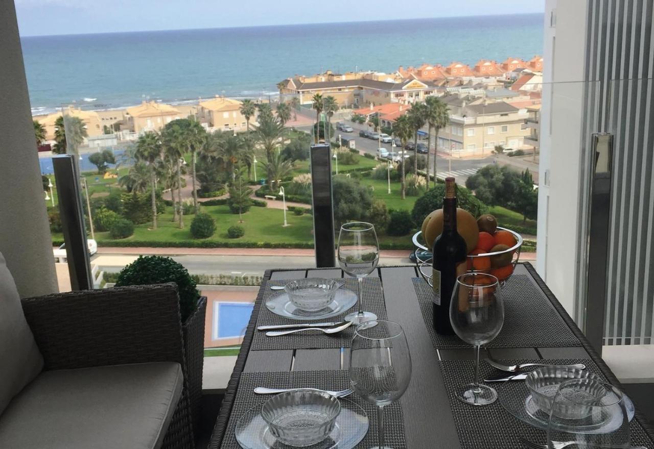 Luxury Suite Apartment Torrevieja Eksteriør billede