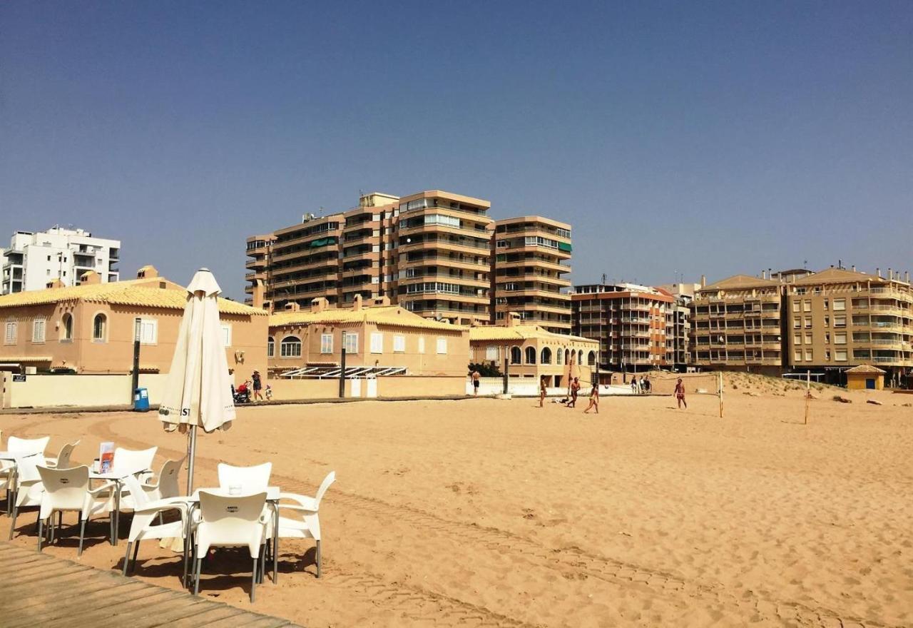 Luxury Suite Apartment Torrevieja Eksteriør billede